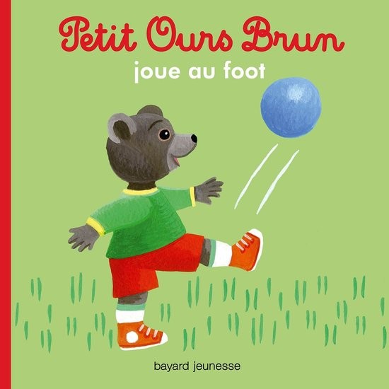 Petit Ours Brun joue au foot - Click to enlarge picture.